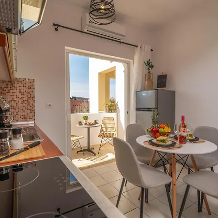 Ammoutsiani 2 Cozy By 8essentially *