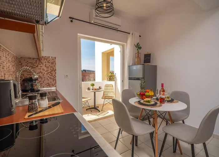 Ammoutsiani 2 Cozy By 8essentially *